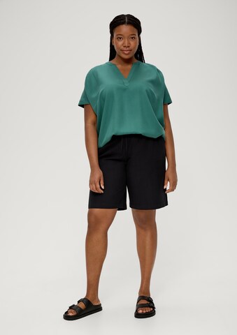 TRIANGLE Blouse in Groen