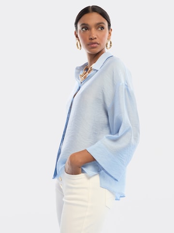 Lola Casademunt Bluse i blå
