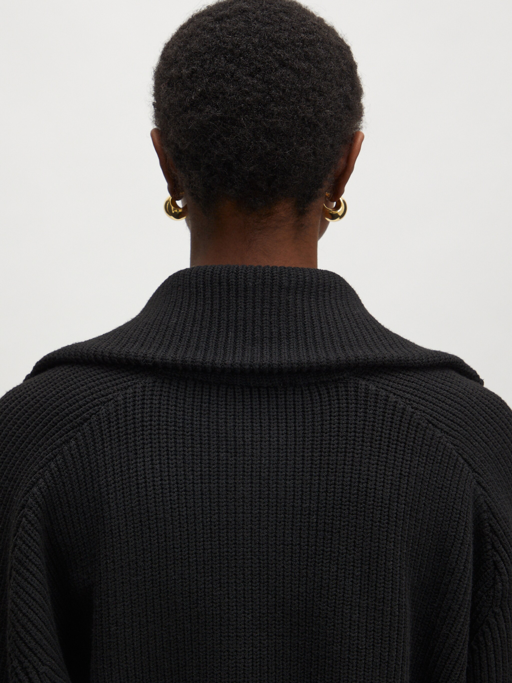 EDITED Produkte Strickjacke 'Lucila' schwarz