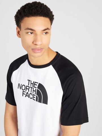 THE NORTH FACE Μπλουζάκι σε λευκό