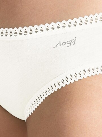 SLOGGI Panty 'GO Crush'‌‌‌‌‌‌‌‌ in Weiß