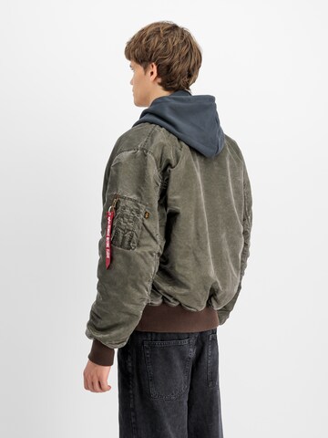 ALPHA INDUSTRIES Kurtka przejściowa 'MA-1' w kolorze zielony