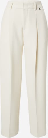BOGNER Regular Pleated Pants 'FABIA' in White: front