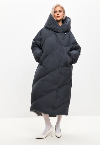 CESARE GASPARI Winter Coat in Grey
