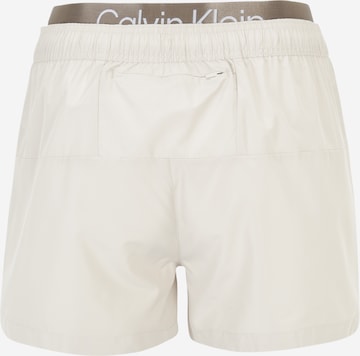 Shorts de bain Calvin Klein Swimwear en beige