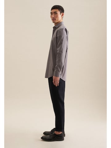 Coupe regular Chemise SEIDENSTICKER en gris