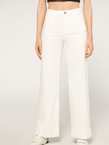 CALZEDONIA Wide leg Jeans in White: front