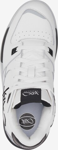 Baskets basses K1X en blanc