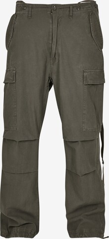 Brandit Cargo trousers in Green: front