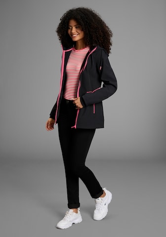 OCEAN SPORTSWEAR Performance Jacket in Black