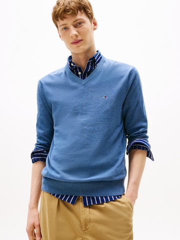 TOMMY HILFIGER Sweater 'ESSENTIAL' in Blue: front