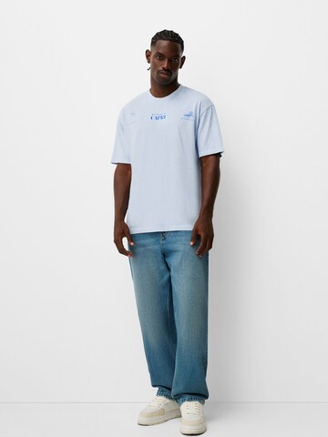 T-Shirt Bershka en bleu