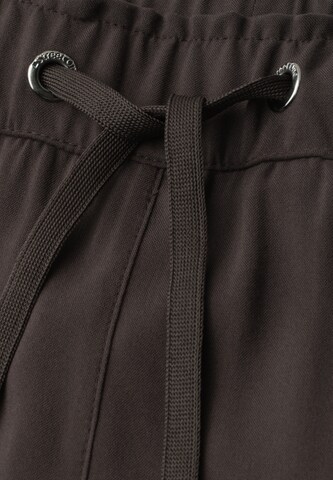 STREET ONE Loose fit Pants in Brown