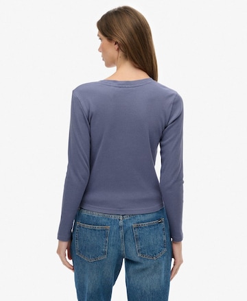 T-shirt 'Athletic Essentials' Superdry en bleu