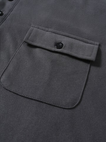 YOUTHUP Athletic Sweatshirt in Grey