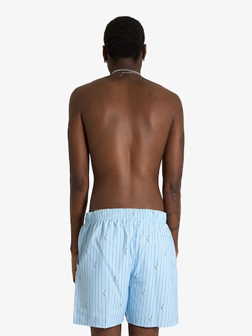 LACOSTE Badehose in Blau