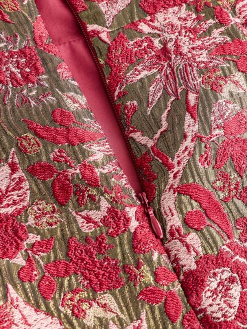 Next Kleit, värv punane