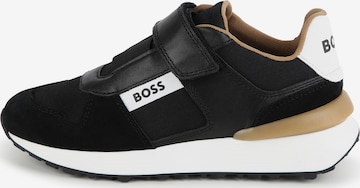 Sneaker de la BOSS Kidswear pe negru: față