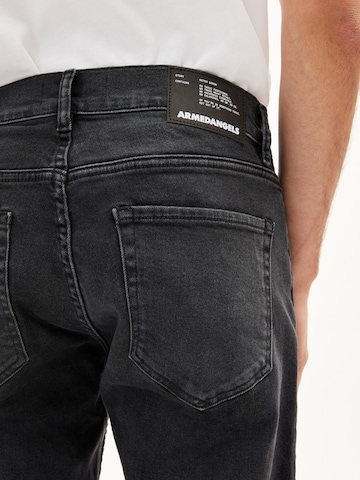 ARMEDANGELS Slimfit Jeans ' IAAN ' in Zwart