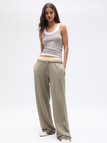 Loosefit Pantalon Pull&Bear en beige