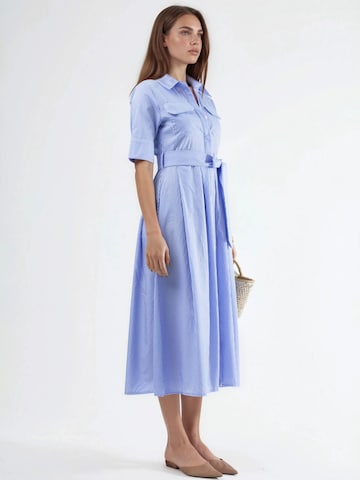 Busem Kleid in Blau