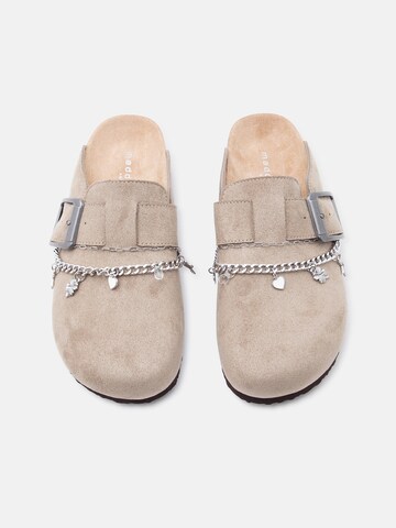 Madden Girl Papucs 'Prim' - szürke