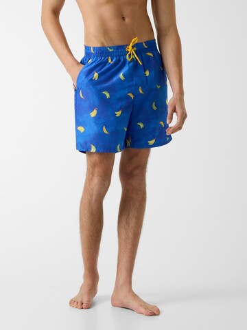 GUESS Board Shorts in Blue: front
