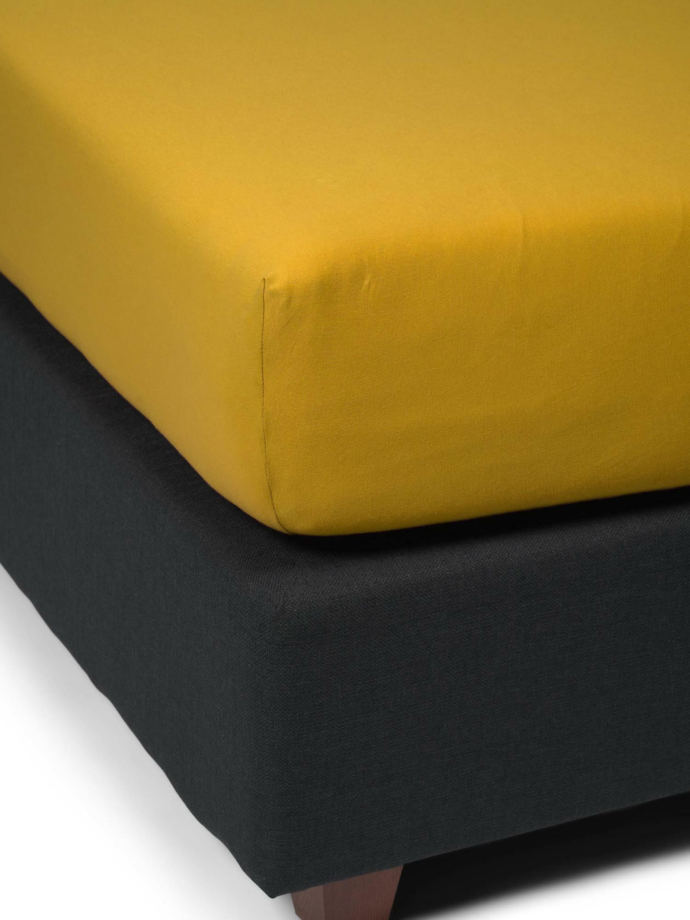 ESSENZA Bed Sheet in Yellow