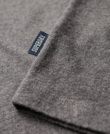 Maglietta 'Essential' di Superdry in grigio