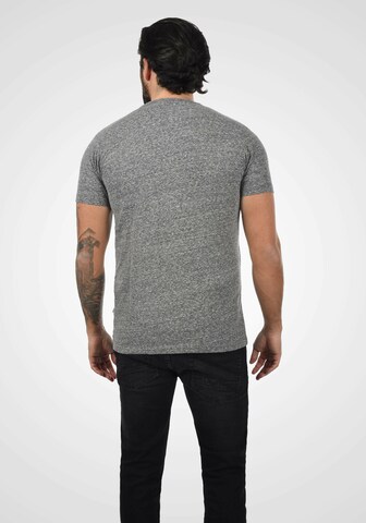 T-Shirt 'Alarus' !Solid en gris
