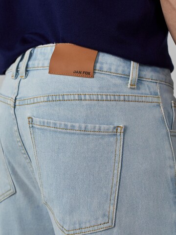 Regular Jean 'Rico' DAN FOX APPAREL en bleu