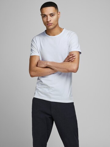 T-Shirt JACK & JONES en blanc : devant