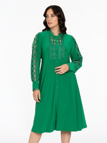 Yoek Dress in Green: front