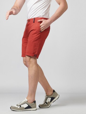 KOROSHI Regular Chino trousers in Red
