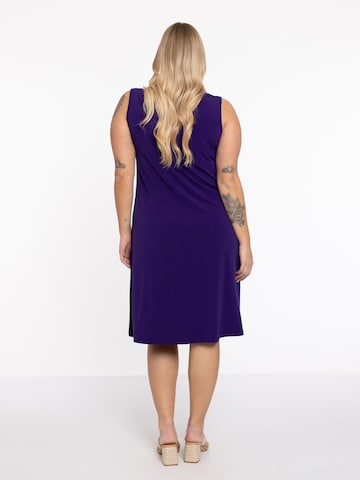 Yoek Dress in Purple