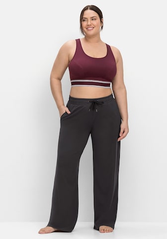 SHEEGO Wide leg Workout Pants in Grey