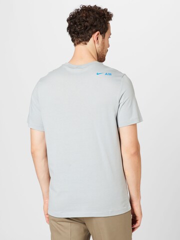 Nike Sportswear Bluser & t-shirts i grå