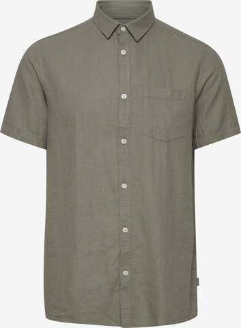 !Solid Regular fit Button Up Shirt in Green: front