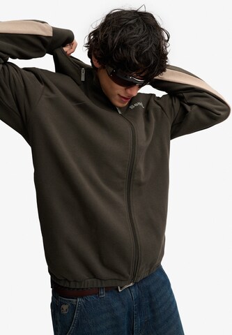 Veste de survêtement 'Bench X Superdry & Co' BENCH en vert