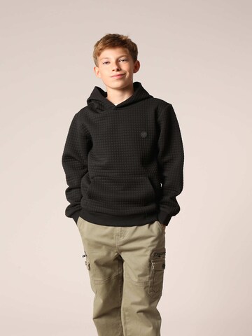 Pull-over 'Tristan' Deeluxe en noir : devant