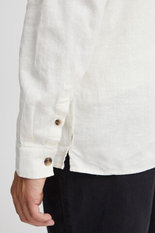 !Solid - Ajuste confortable Camisa 'Sdalan' en blanco