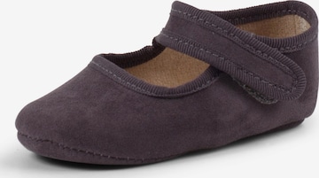 Ballerina di Pisamonas in grigio: frontale