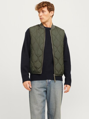 Gilet 'JJKODA' di JACK & JONES in verde: frontale