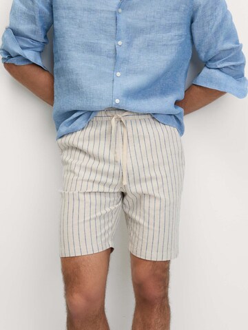 Regular Pantalon Marks & Spencer en beige : devant