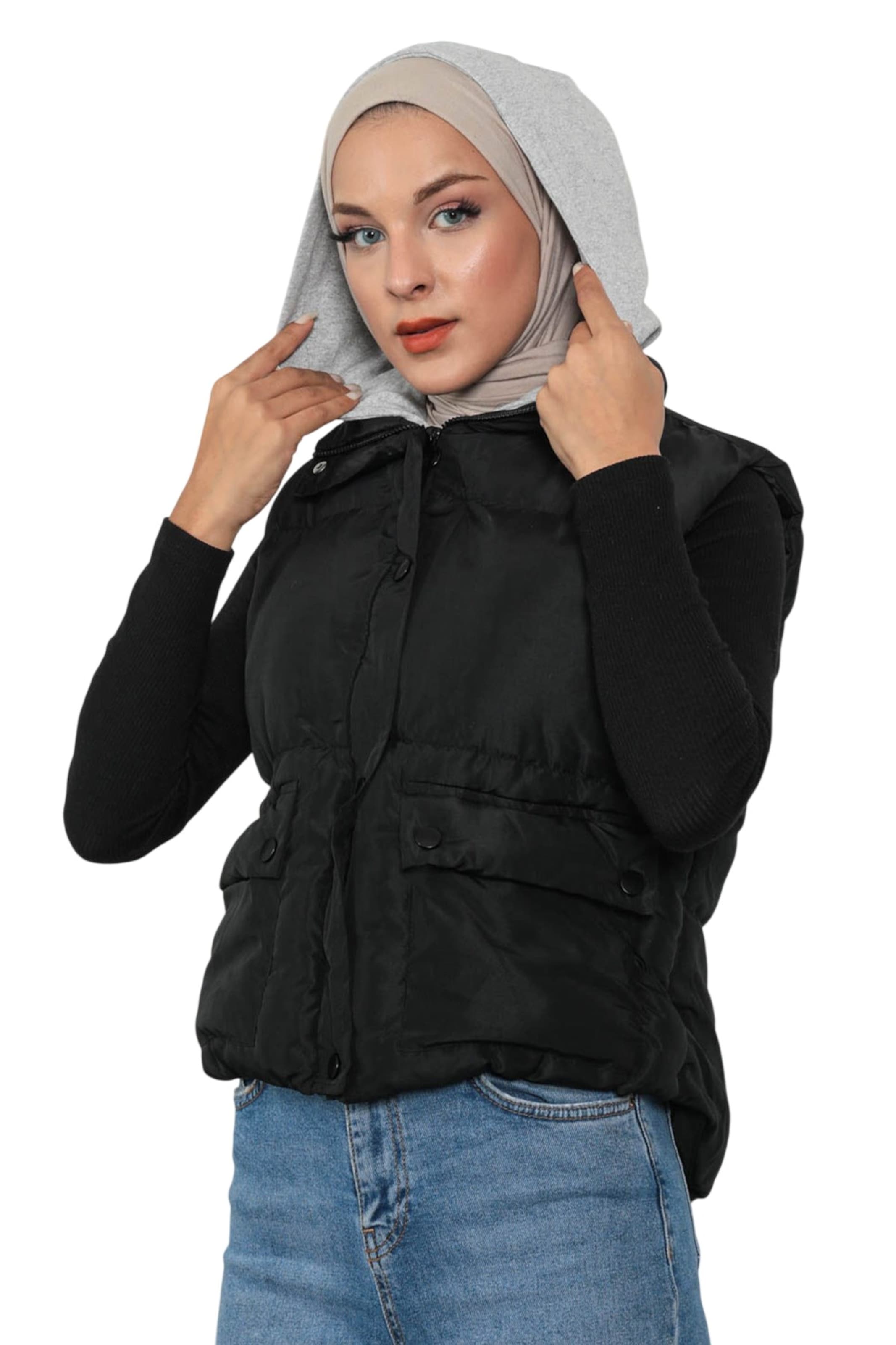 MODAMIHRAM Vest in Black: front