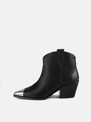 Cizme glezne 'MANHATTAN SKYLINE' de la L37 HANDMADE SHOES pe negru