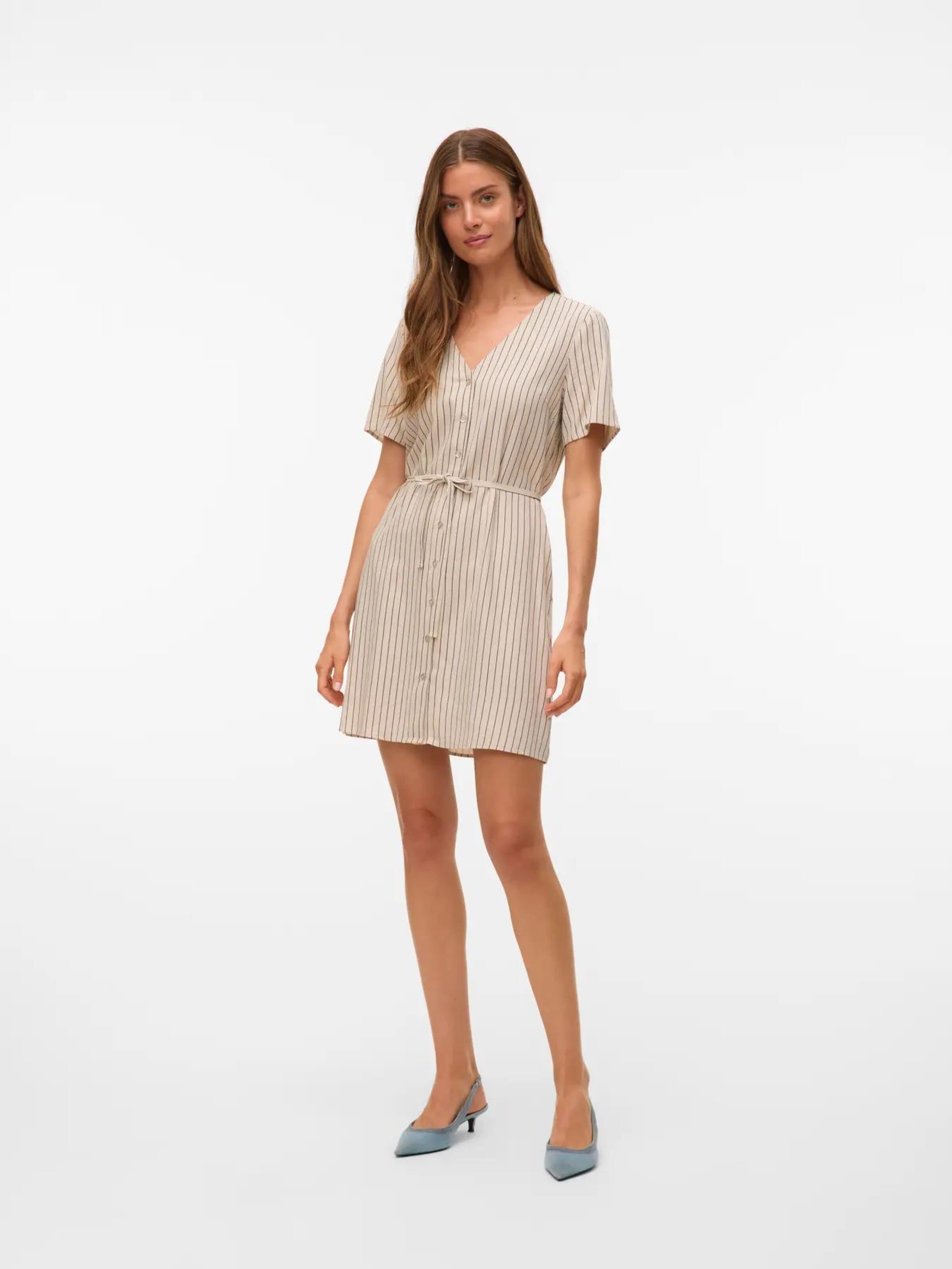 Robe 'VMMYMILO SS V-NECK DRESS WVN GA NOOS' VERO MODA en beige : devant