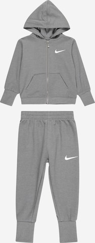 Nike Sportswear Joggedress i grå: forside