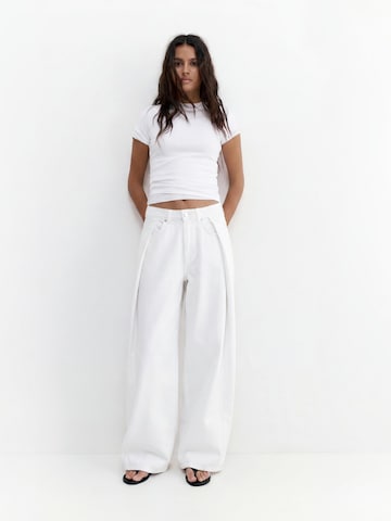 Pull&Bear Barrel Plisované rifle - Biela