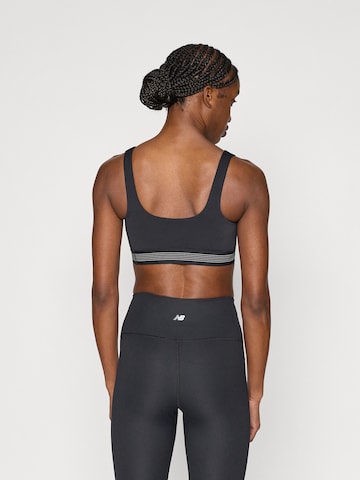 new balance Bustier Sportmelltartók - fekete
